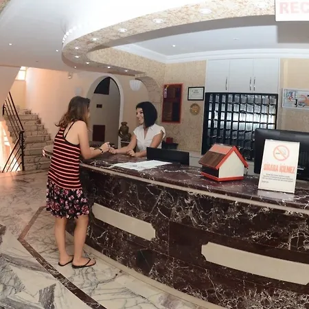 Fun Point Апарт-готель Аланія