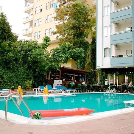 Ξενοδοχείο με διαμερίσματα Fun Point 2*